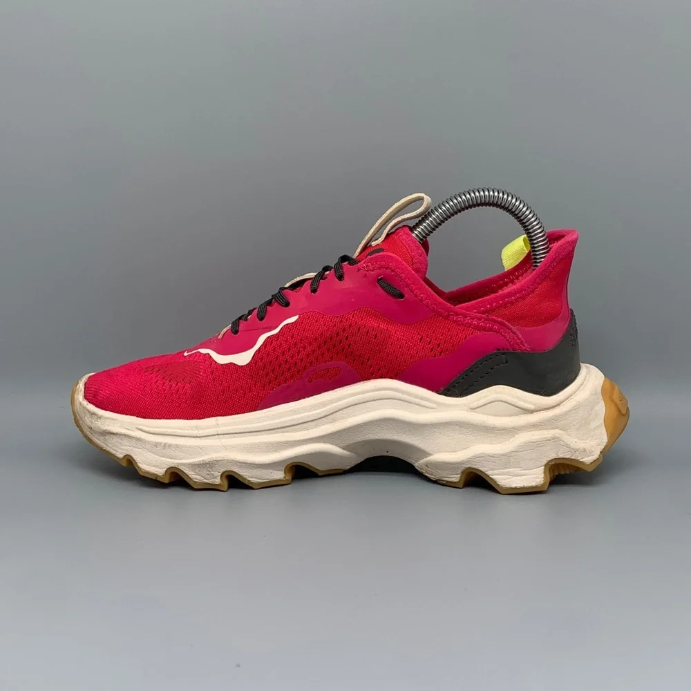 Sorel Kinetic Breakthru Pink / Hot Pink‎ Running Shoes NL4938‑612 Women’s Sz 7